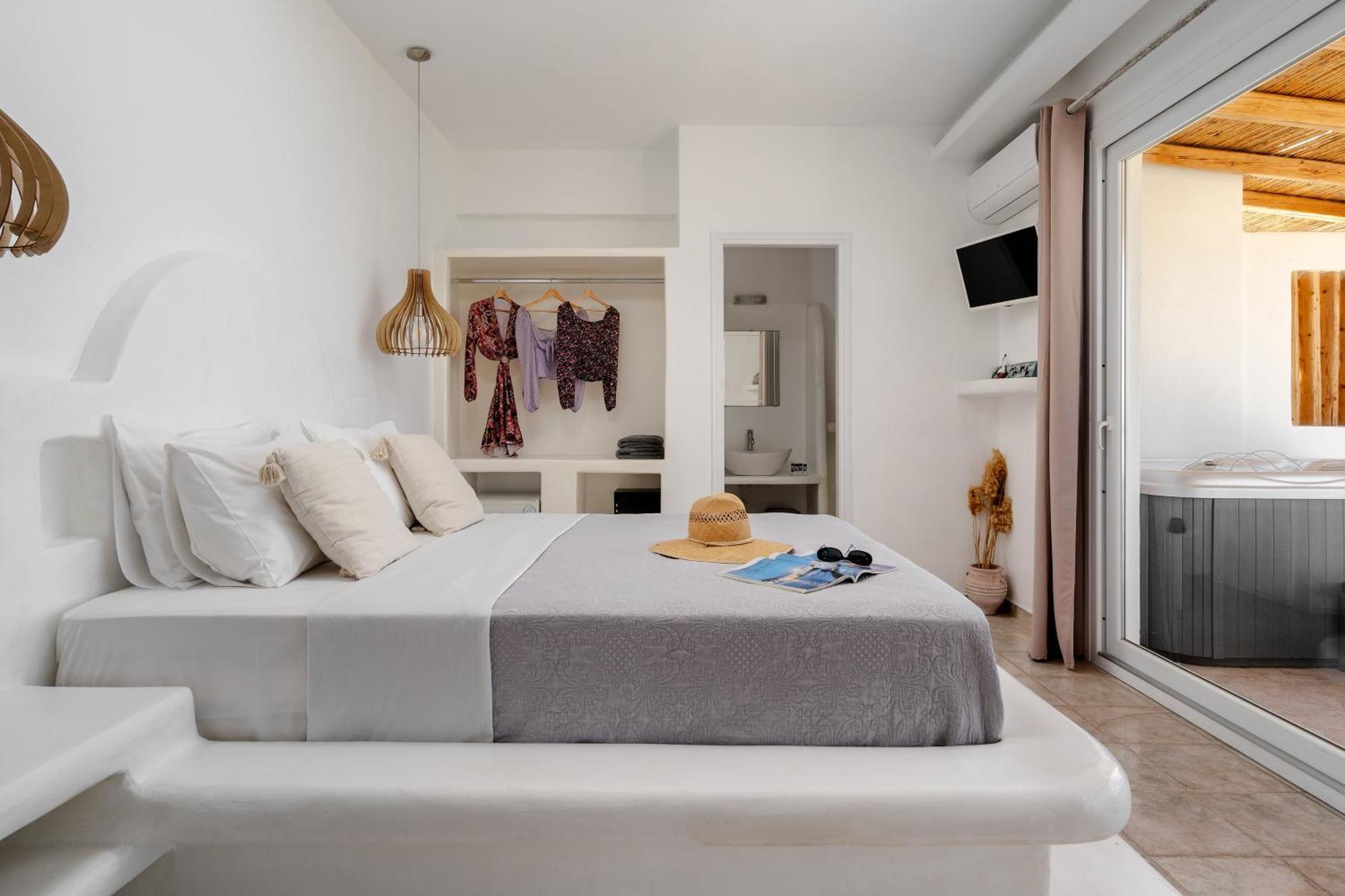 Manios Suites Айя-Анна Экстерьер фото